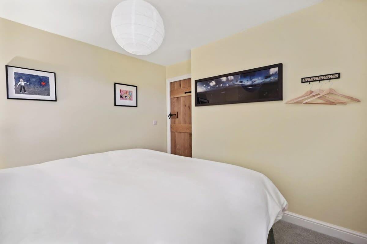 Вилла Sophie'S Barn - Hot Tub Packages Available Маркет-Харборо Экстерьер фото